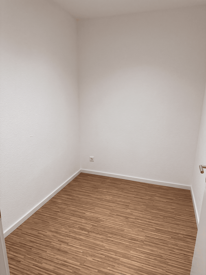 Prenájom kancelárie 77 m², Vestische Straße 96, Oberhausen, Severné Porýnie - Westfálsko Prenájom kancelárie 77 m², Vestische Straße 96, Oberhausen, Severné Porýnie - Westfálsko