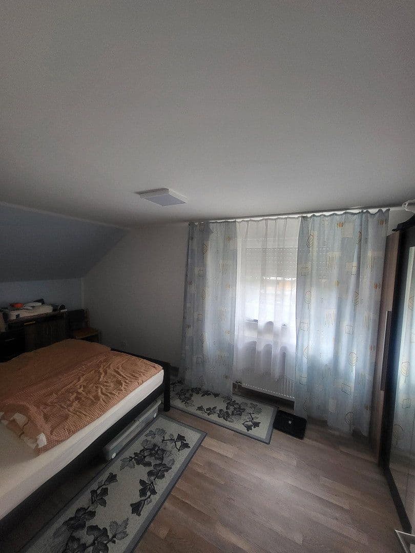 Predaj bytu 3-izbový 84 m², Pforzheim, Bádensko-Wurttembersko Predaj bytu 3-izbový 84 m², Pforzheim, Bádensko-Wurttembersko