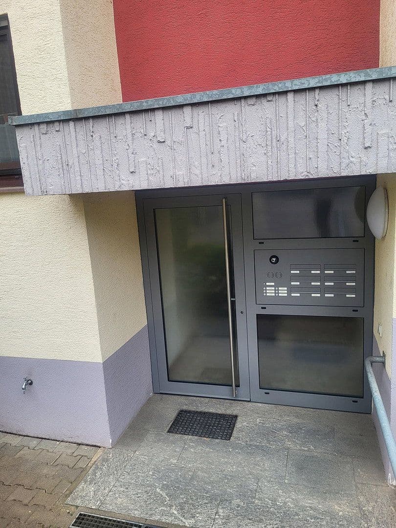 Predaj bytu 3-izbový 84 m², Pforzheim, Bádensko-Wurttembersko Predaj bytu 3-izbový 84 m², Pforzheim, Bádensko-Wurttembersko