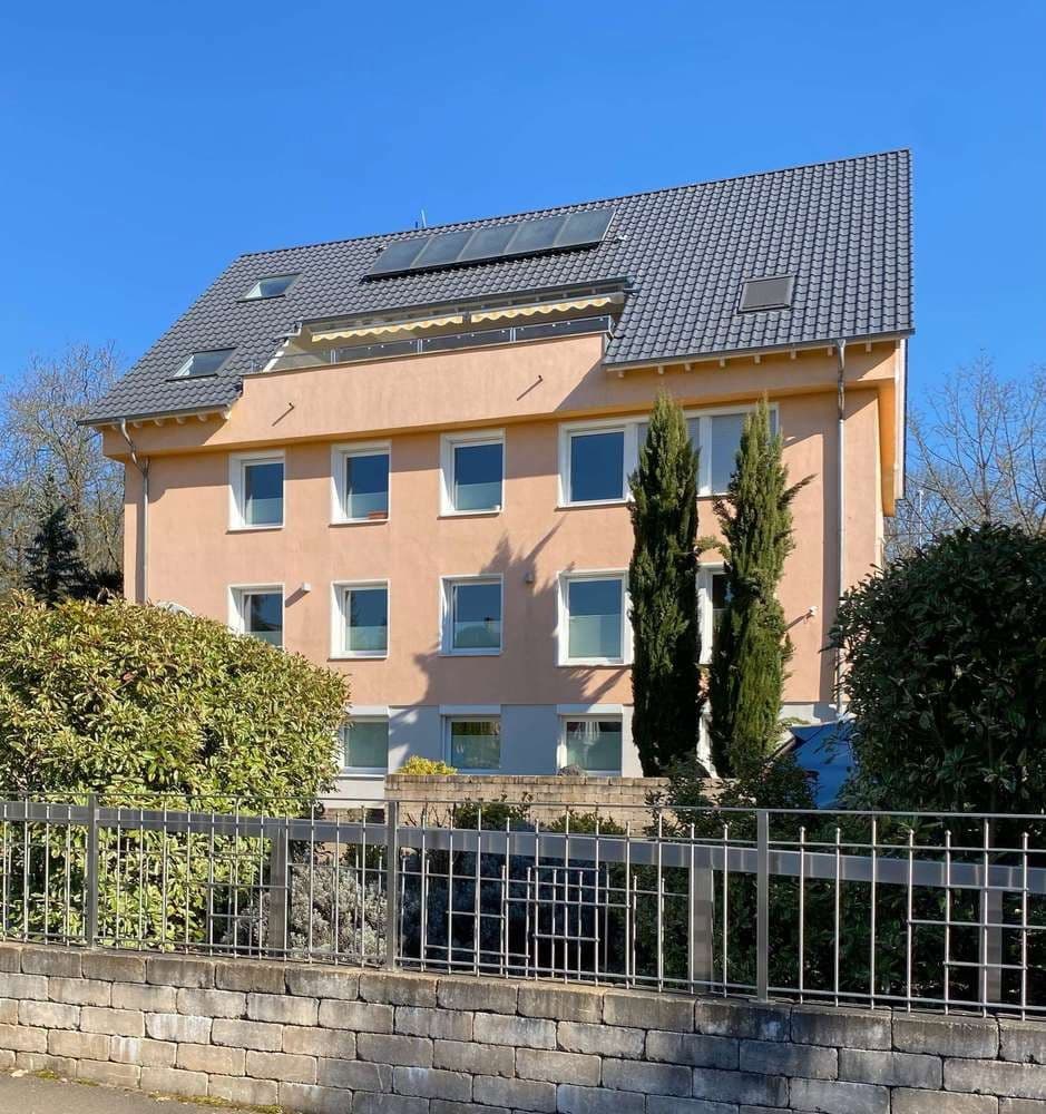 Predaj domu 610 m², pozemok 1.080 m², Wiesbaden, Hesensko Predaj domu 610 m², pozemok 1.080 m², Wiesbaden, Hesensko