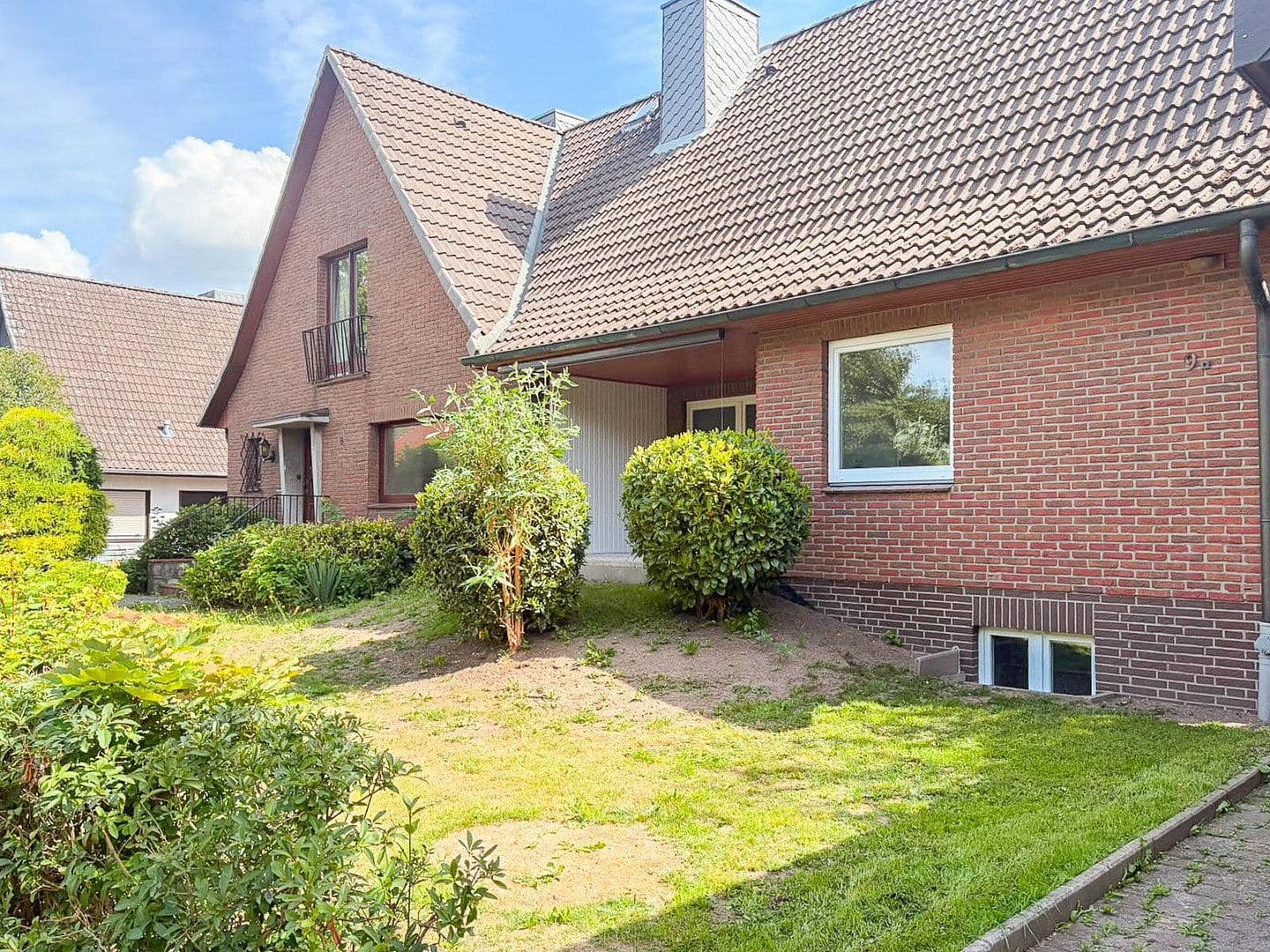 Predaj domu 111 m², pozemok 351 m², Schloßstraße 9a, Bargteheide, Šlezvicko-Holštajnsko Predaj domu 111 m², pozemok 351 m², Schloßstraße 9a, Bargteheide, Šlezvicko-Holštajnsko