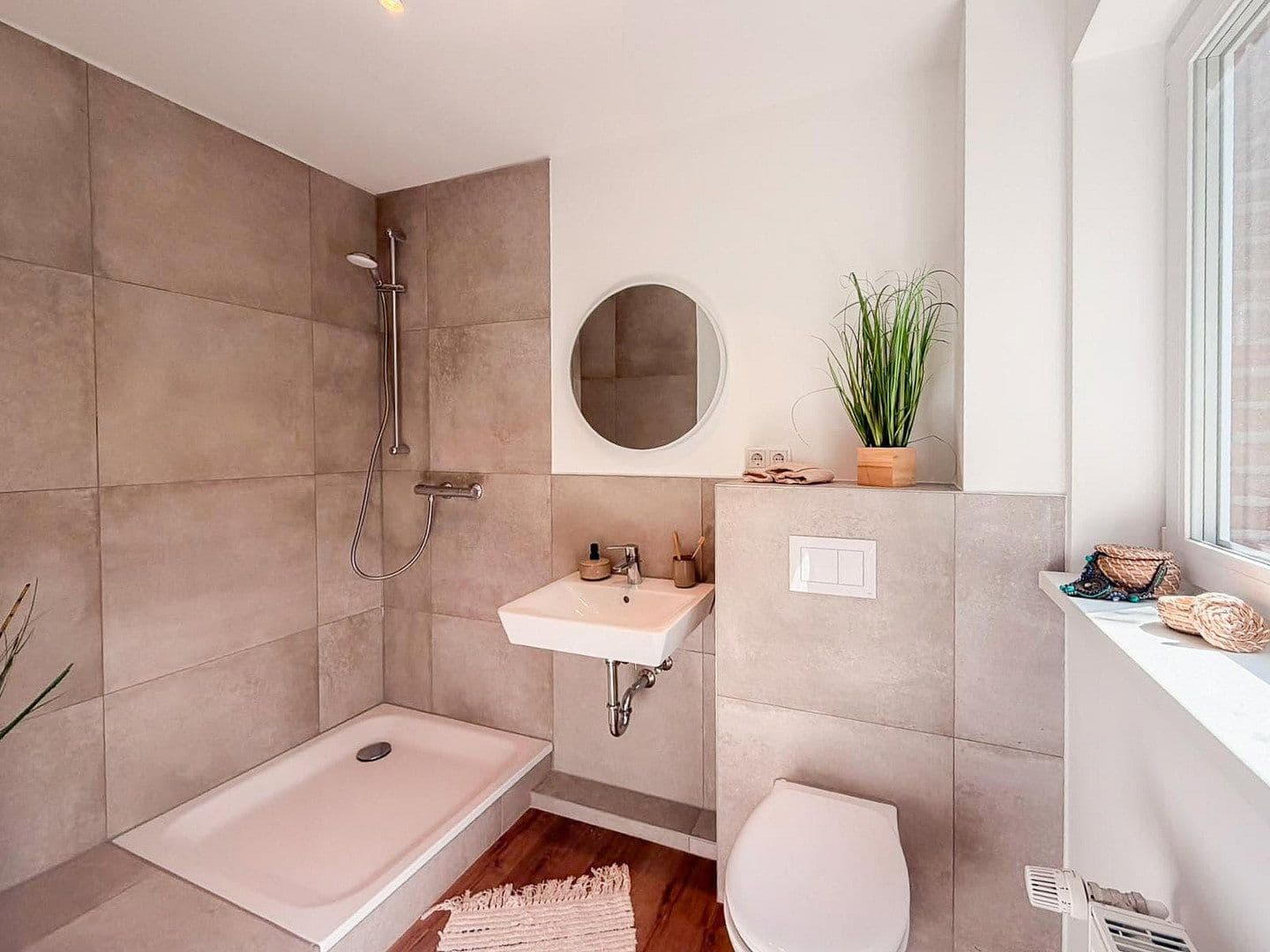 Predaj domu 111 m², pozemok 351 m², Schloßstraße 9a, Bargteheide, Šlezvicko-Holštajnsko Predaj domu 111 m², pozemok 351 m², Schloßstraße 9a, Bargteheide, Šlezvicko-Holštajnsko