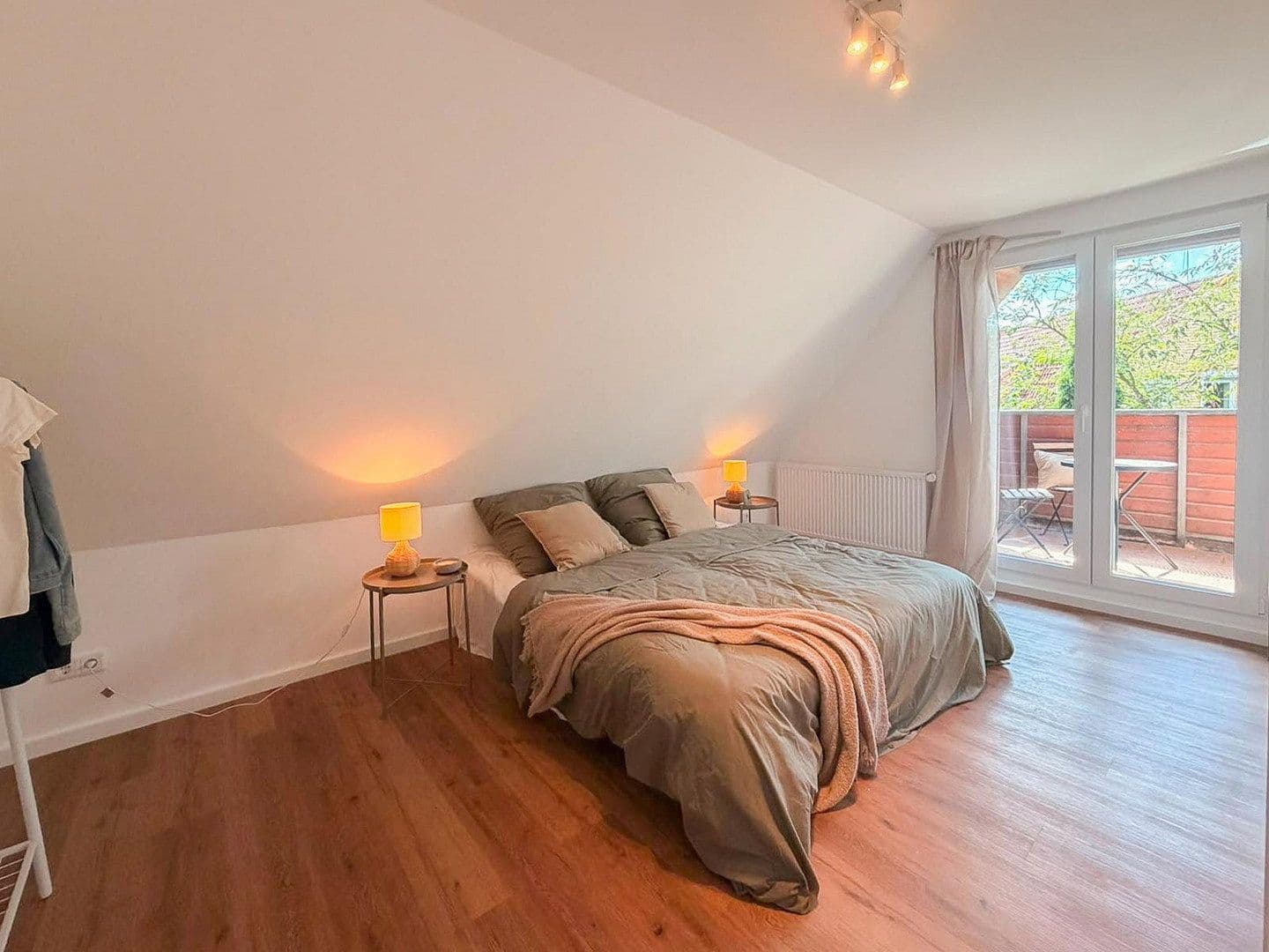 Predaj domu 111 m², pozemok 351 m², Schloßstraße 9a, Bargteheide, Šlezvicko-Holštajnsko Predaj domu 111 m², pozemok 351 m², Schloßstraße 9a, Bargteheide, Šlezvicko-Holštajnsko
