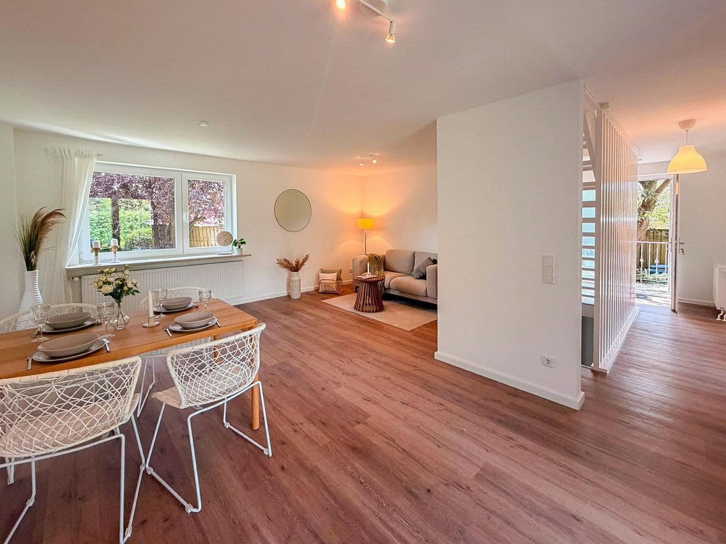 Predaj domu 111 m², pozemok 351 m², Schloßstraße 9a, Bargteheide, Šlezvicko-Holštajnsko Predaj domu 111 m², pozemok 351 m², Schloßstraße 9a, Bargteheide, Šlezvicko-Holštajnsko