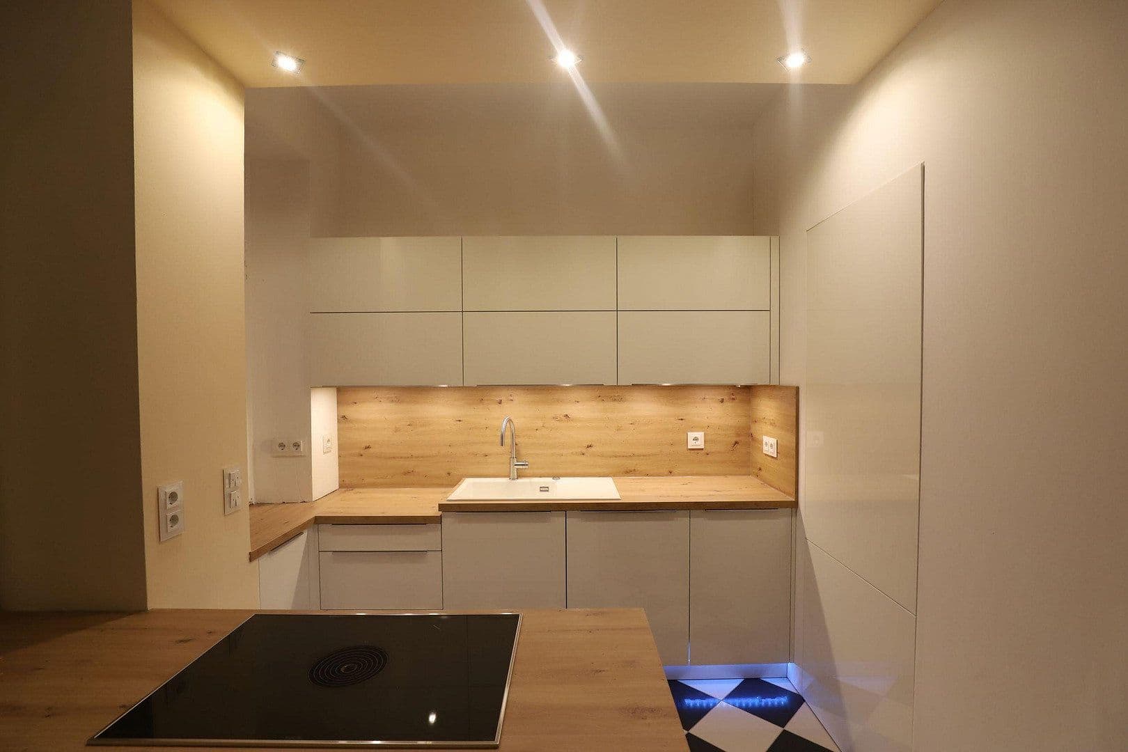 Prenájom bytu 4-izbový 118 m², Julius-Leber-Straße 10, Hanau, Hesensko Prenájom bytu 4-izbový 118 m², Julius-Leber-Straße 10, Hanau, Hesensko