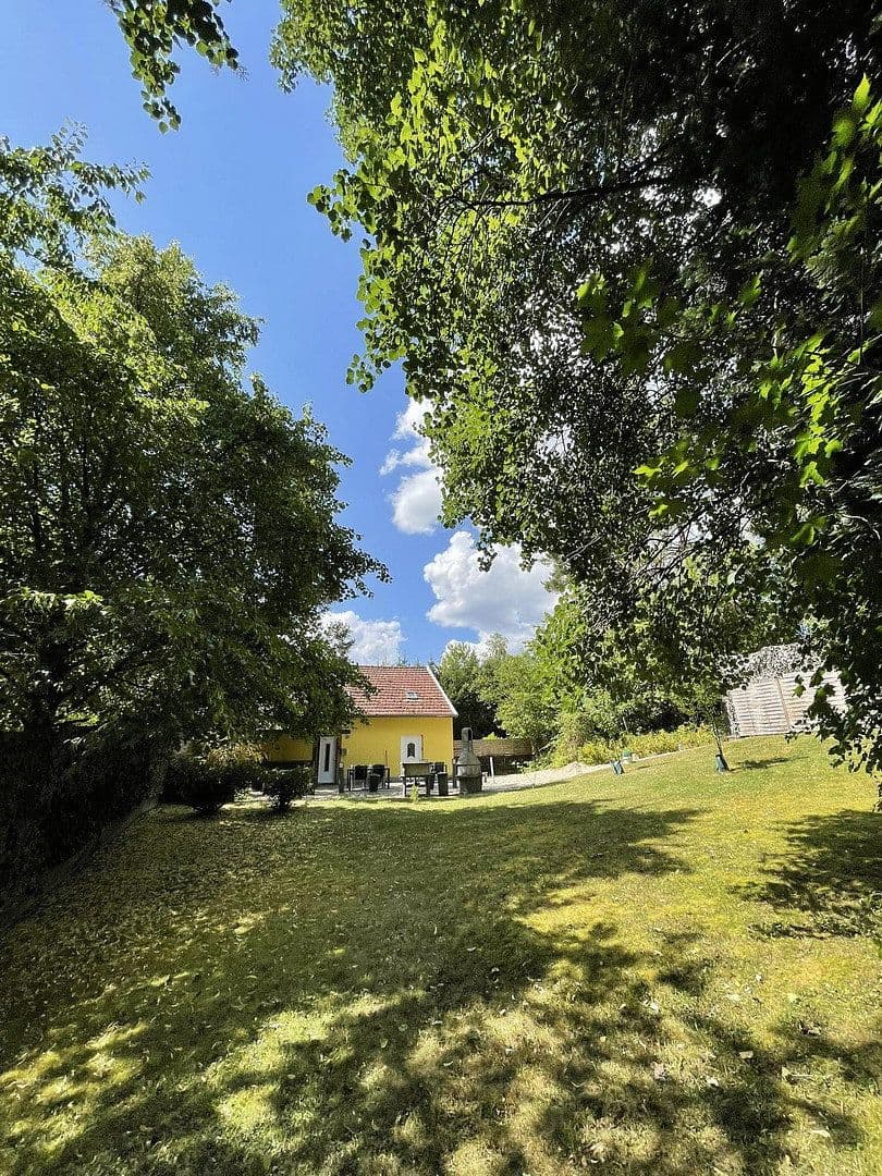 Predaj domu 201 m², pozemok 3.251 m², Kopp, Porýnie-Falcko Predaj domu 201 m², pozemok 3.251 m², Kopp, Porýnie-Falcko