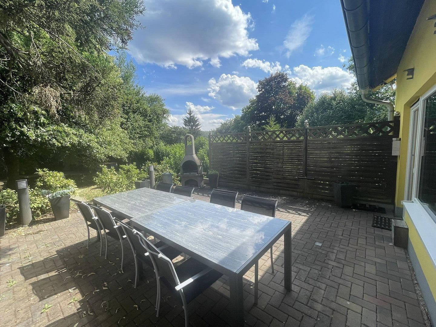 Predaj domu 201 m², pozemok 3.251 m², Kopp, Porýnie-Falcko Predaj domu 201 m², pozemok 3.251 m², Kopp, Porýnie-Falcko