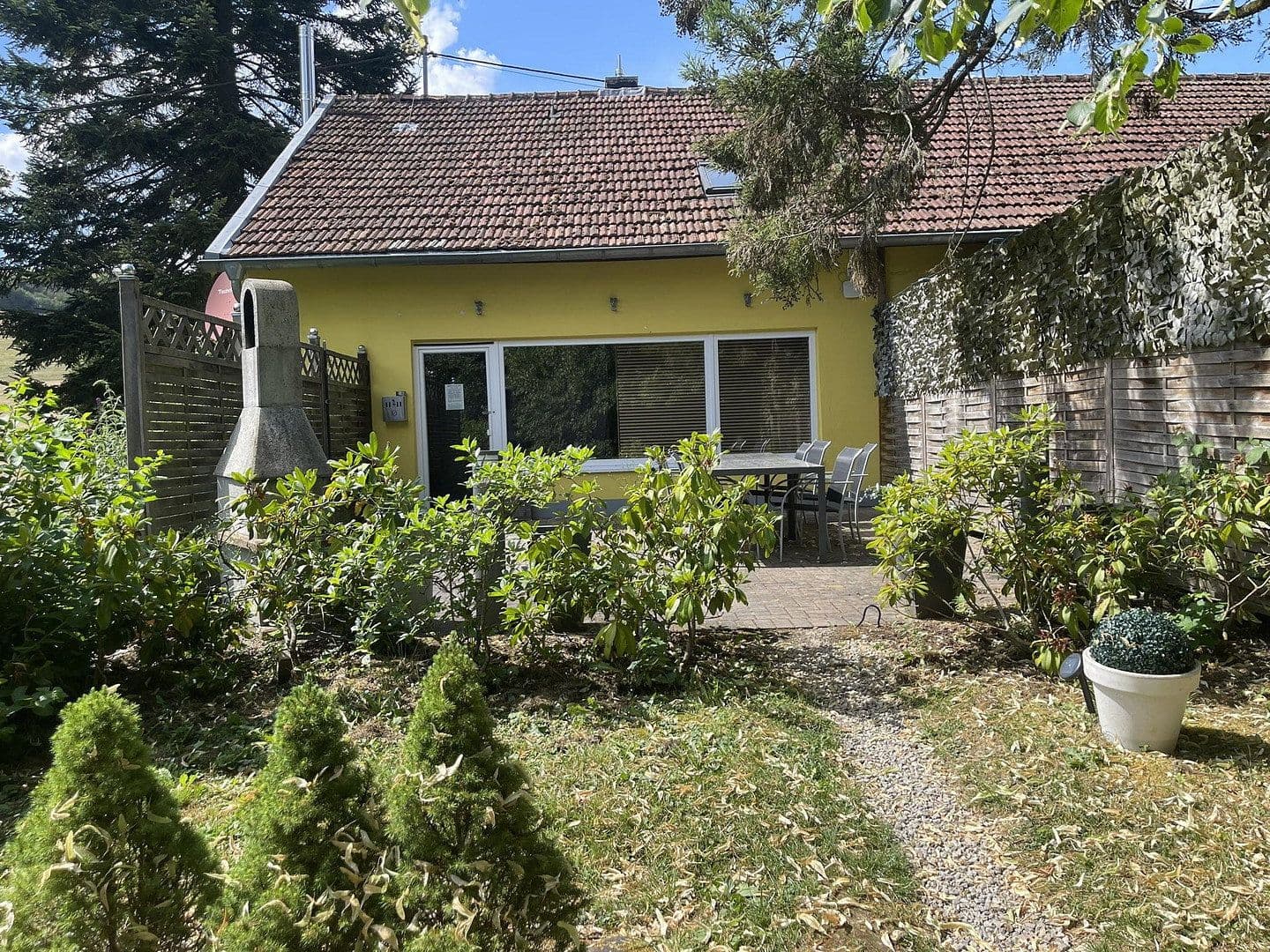 Predaj domu 201 m², pozemok 3.251 m², Kopp, Porýnie-Falcko Predaj domu 201 m², pozemok 3.251 m², Kopp, Porýnie-Falcko