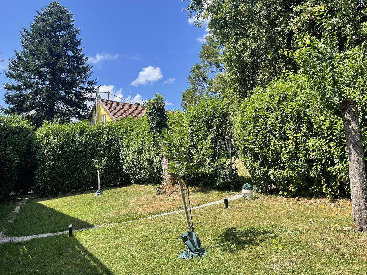 Predaj domu 201 m², pozemok 3.251 m², Kopp, Porýnie-Falcko Predaj domu 201 m², pozemok 3.251 m², Kopp, Porýnie-Falcko