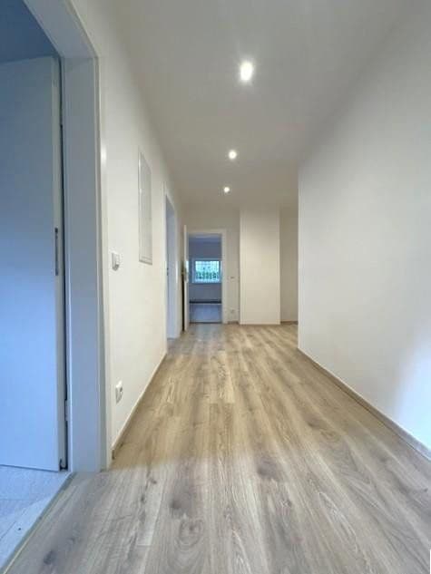 Prenájom bytu 2-izbový 90 m², Berlin, Berlín Prenájom bytu 2-izbový 90 m², Berlin, Berlín