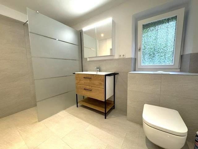 Prenájom bytu 2-izbový 90 m², Berlin, Berlín Prenájom bytu 2-izbový 90 m², Berlin, Berlín