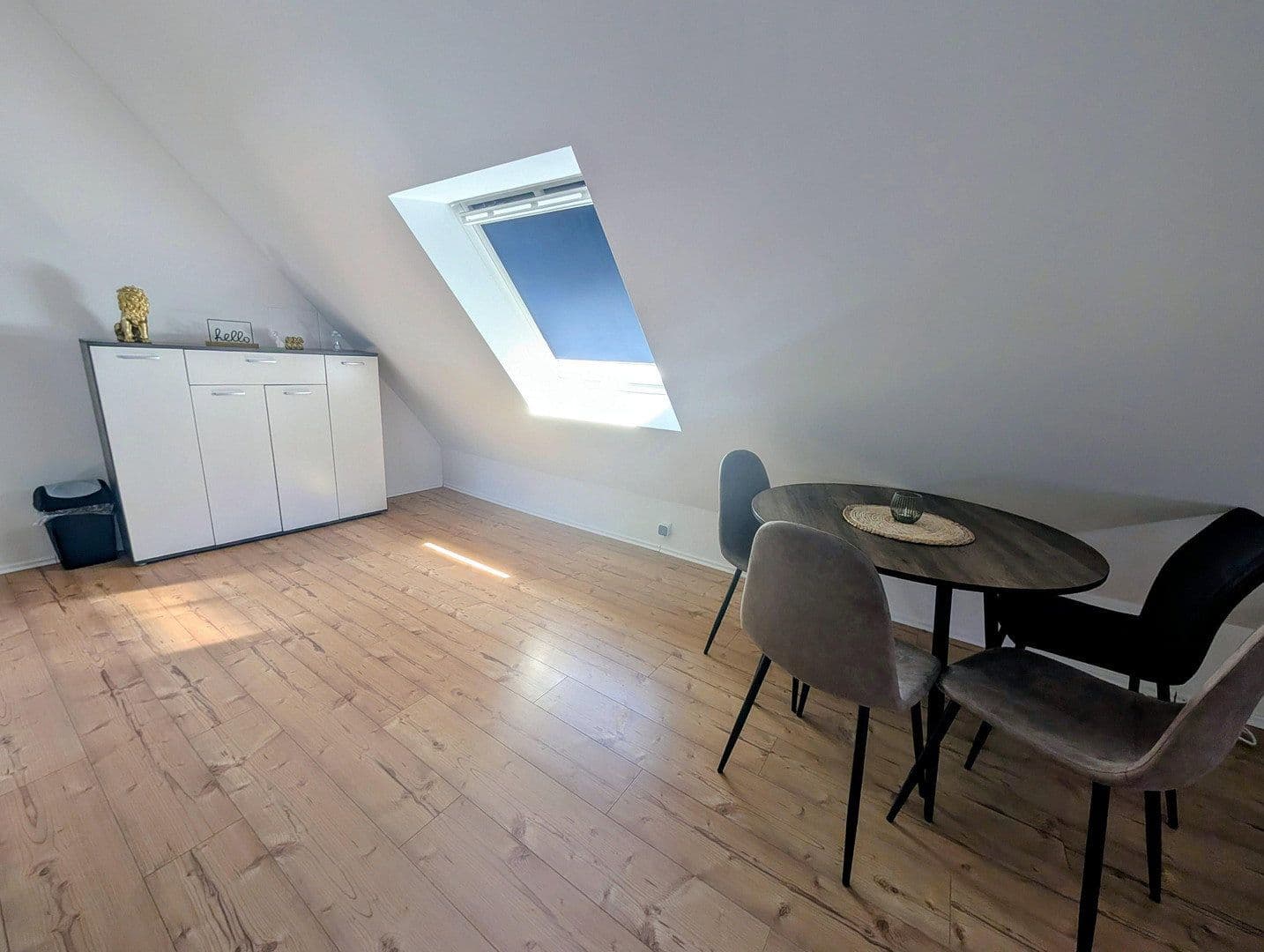 Prenájom bytu 2-izbový 40 m², Kaiserslautern, Porýnie-Falcko Prenájom bytu 2-izbový 40 m², Kaiserslautern, Porýnie-Falcko