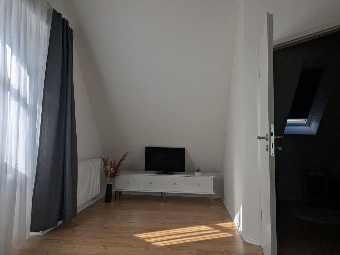 Prenájom bytu 2-izbový 40 m², Kaiserslautern, Porýnie-Falcko Prenájom bytu 2-izbový 40 m², Kaiserslautern, Porýnie-Falcko