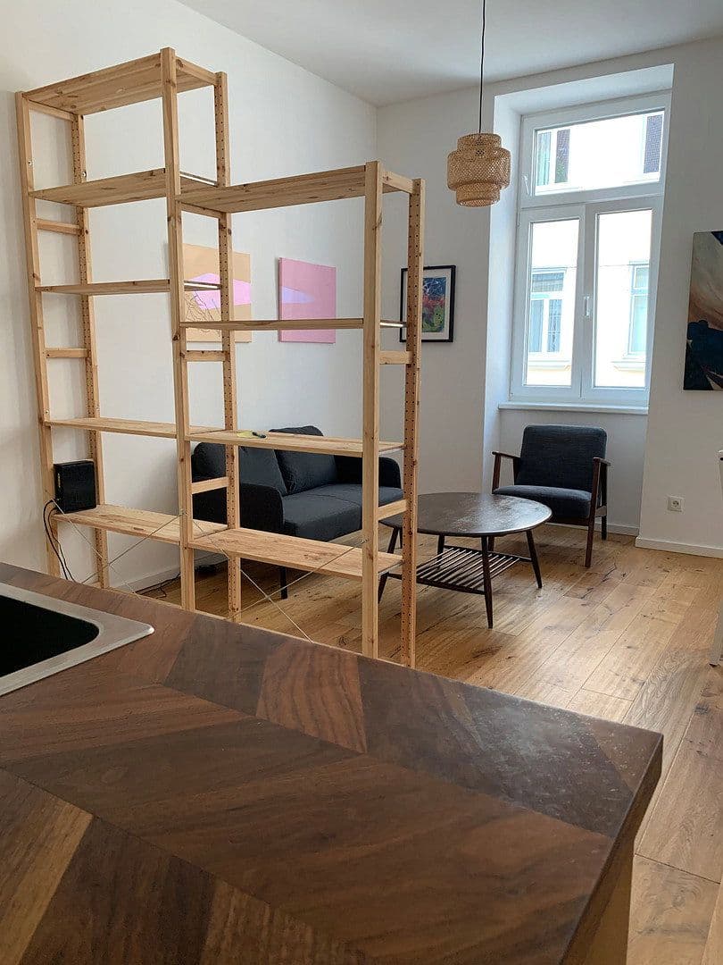Prenájom bytu 3-izbový 62 m², Wien, Viedeň Prenájom bytu 3-izbový 62 m², Wien, Viedeň