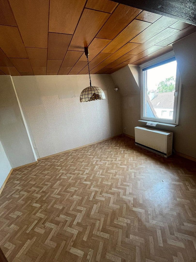 Prenájom bytu 5-izbový 80 m², Arnoldstraße 21, Dortmund, Severné Porýnie - Westfálsko Prenájom bytu 5-izbový 80 m², Arnoldstraße 21, Dortmund, Severné Porýnie - Westfálsko