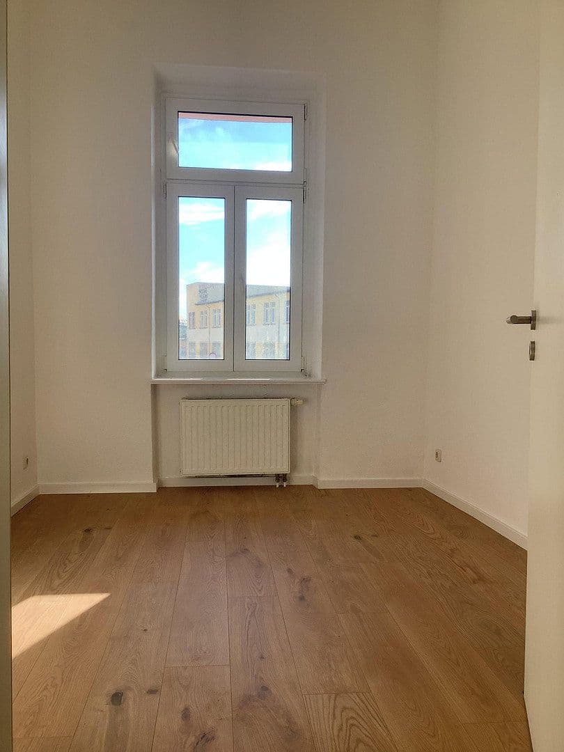Prenájom bytu 3-izbový 72 m², Rosa-Luxemburg-Str.60, Leipzig, Sasko Prenájom bytu 3-izbový 72 m², Rosa-Luxemburg-Str.60, Leipzig, Sasko