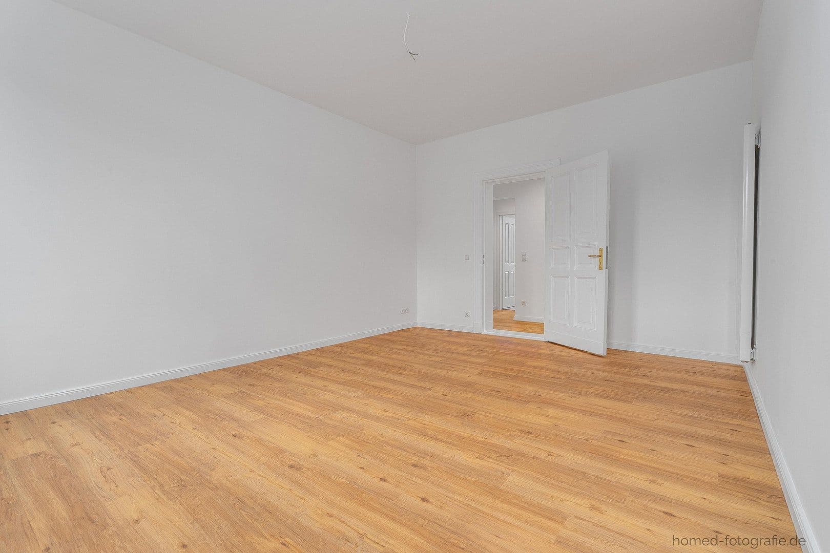 Prenájom bytu 3-izbový 86 m², Müggelheimer Straße 18, Berlin, Berlín Prenájom bytu 3-izbový 86 m², Müggelheimer Straße 18, Berlin, Berlín