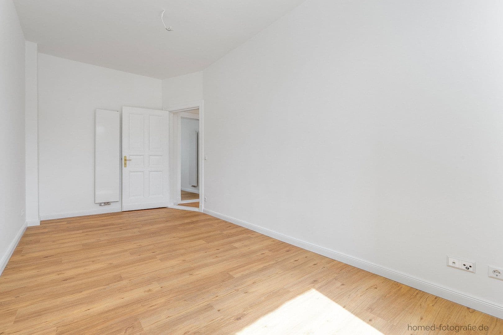 Prenájom bytu 3-izbový 86 m², Müggelheimer Straße 18, Berlin, Berlín Prenájom bytu 3-izbový 86 m², Müggelheimer Straße 18, Berlin, Berlín