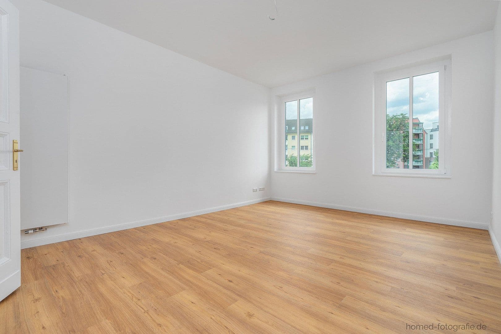 Prenájom bytu 3-izbový 86 m², Müggelheimer Straße 18, Berlin, Berlín Prenájom bytu 3-izbový 86 m², Müggelheimer Straße 18, Berlin, Berlín