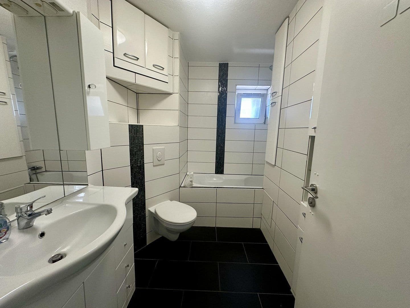 Prenájom bytu 1-izbový 81 m², Ringstraße 11, Walldürn, Bádensko-Wurttembersko Prenájom bytu 1-izbový 81 m², Ringstraße 11, Walldürn, Bádensko-Wurttembersko