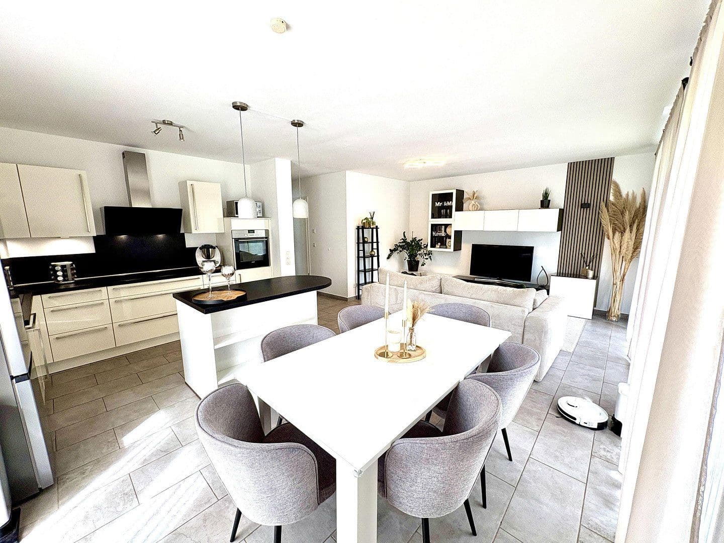 Predaj bytu 3-izbový 89 m², Konz, Porýnie-Falcko Predaj bytu 3-izbový 89 m², Konz, Porýnie-Falcko