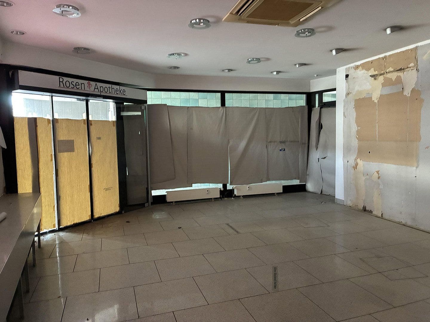 Prenájom nebytového priestoru 217 m², Salinenstrasse 35a, Bad Kreuznach, Porýnie-Falcko Prenájom nebytového priestoru 217 m², Salinenstrasse 35a, Bad Kreuznach, Porýnie-Falcko