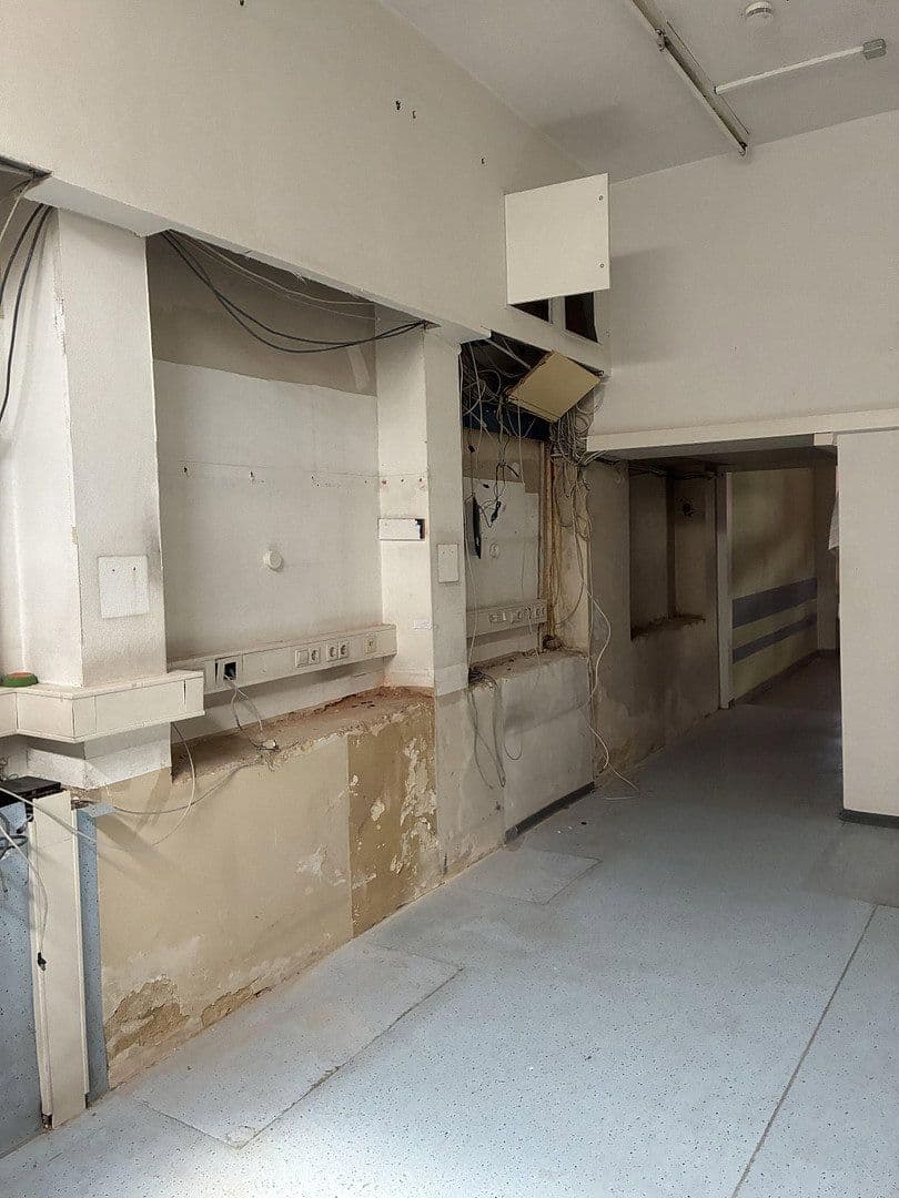 Prenájom nebytového priestoru 217 m², Salinenstrasse 35a, Bad Kreuznach, Porýnie-Falcko Prenájom nebytového priestoru 217 m², Salinenstrasse 35a, Bad Kreuznach, Porýnie-Falcko