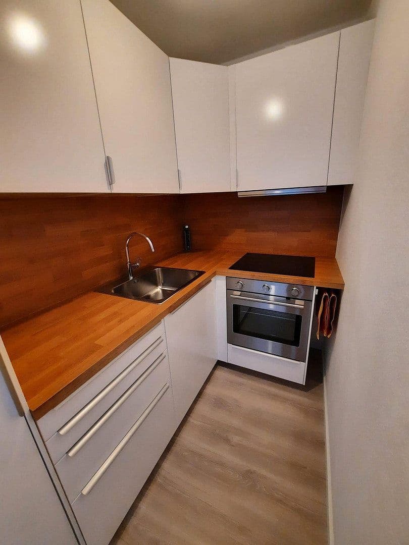 Prenájom bytu 2-izbový 70 m², Forellenweg 34, Lehrte, Dolné Sasko Prenájom bytu 2-izbový 70 m², Forellenweg 34, Lehrte, Dolné Sasko