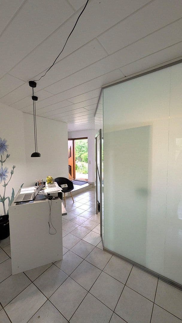 Predaj domu 154 m², pozemok 1.161 m², Wüstenrot, Bádensko-Wurttembersko Predaj domu 154 m², pozemok 1.161 m², Wüstenrot, Bádensko-Wurttembersko