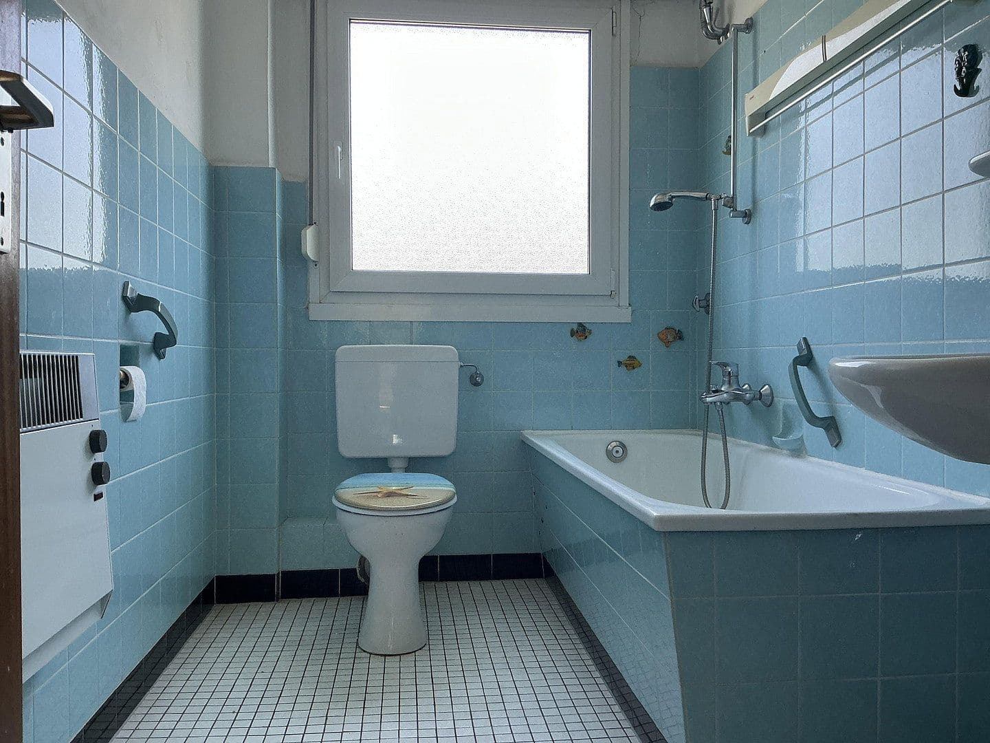 Prenájom bytu 3-izbový 67 m², Dellwiger Str. 37, Essen, Severné Porýnie - Westfálsko Prenájom bytu 3-izbový 67 m², Dellwiger Str. 37, Essen, Severné Porýnie - Westfálsko