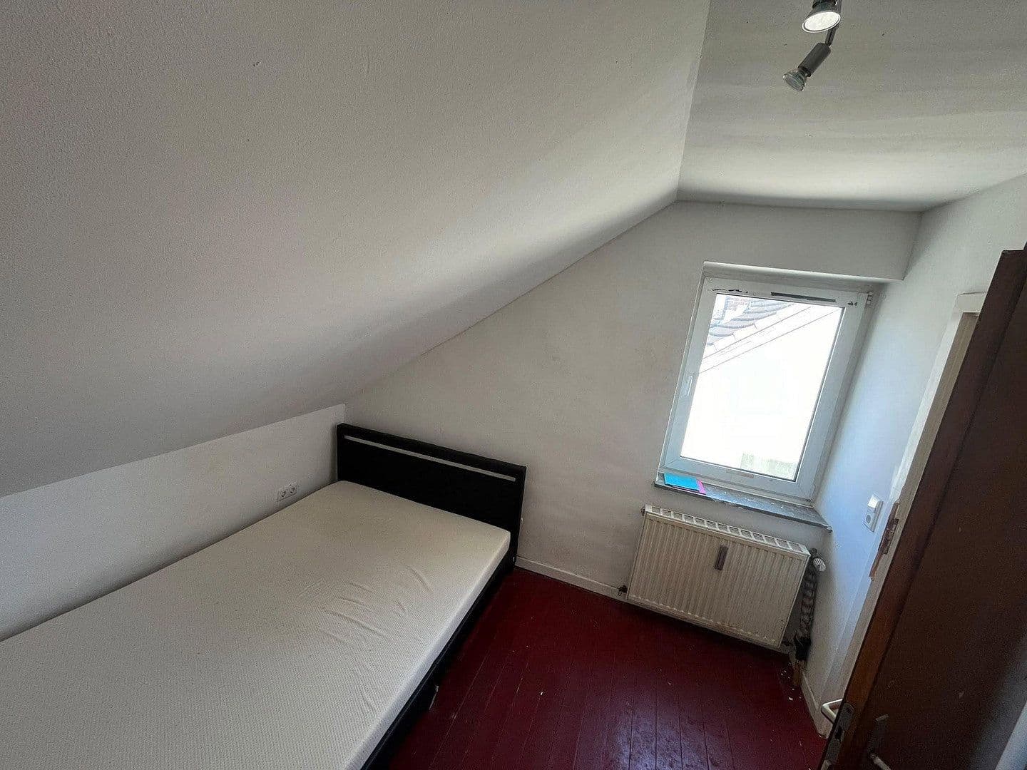 Prenájom bytu 5-izbový 100 m², Gerther Straße 8, Bochum, Severné Porýnie - Westfálsko Prenájom bytu 5-izbový 100 m², Gerther Straße 8, Bochum, Severné Porýnie - Westfálsko