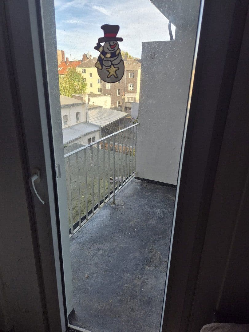 Prenájom bytu 4-izbový 95 m², Braunschweiger Straße 25, Dortmund, Severné Porýnie - Westfálsko Prenájom bytu 4-izbový 95 m², Braunschweiger Straße 25, Dortmund, Severné Porýnie - Westfálsko
