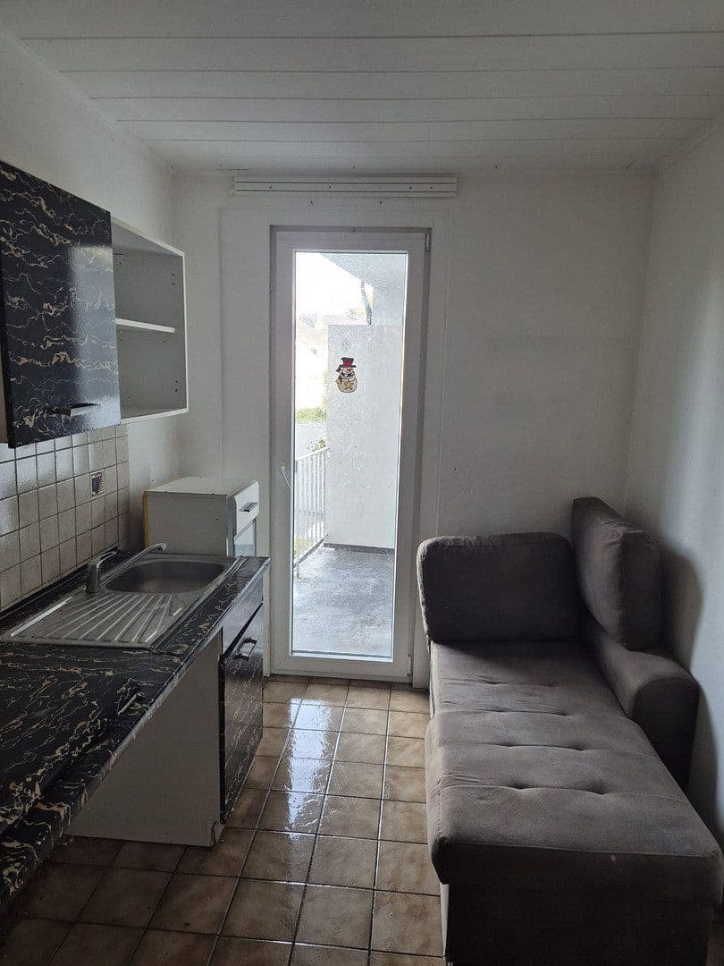 Prenájom bytu 4-izbový 95 m², Braunschweiger Straße 25, Dortmund, Severné Porýnie - Westfálsko Prenájom bytu 4-izbový 95 m², Braunschweiger Straße 25, Dortmund, Severné Porýnie - Westfálsko