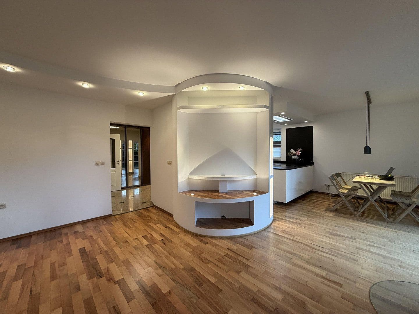 Prenájom domu 166 m², pozemok 700 m², Paul-Löbe-Weg, Elmshorn, Šlezvicko-Holštajnsko Prenájom domu 166 m², pozemok 700 m², Paul-Löbe-Weg, Elmshorn, Šlezvicko-Holštajnsko