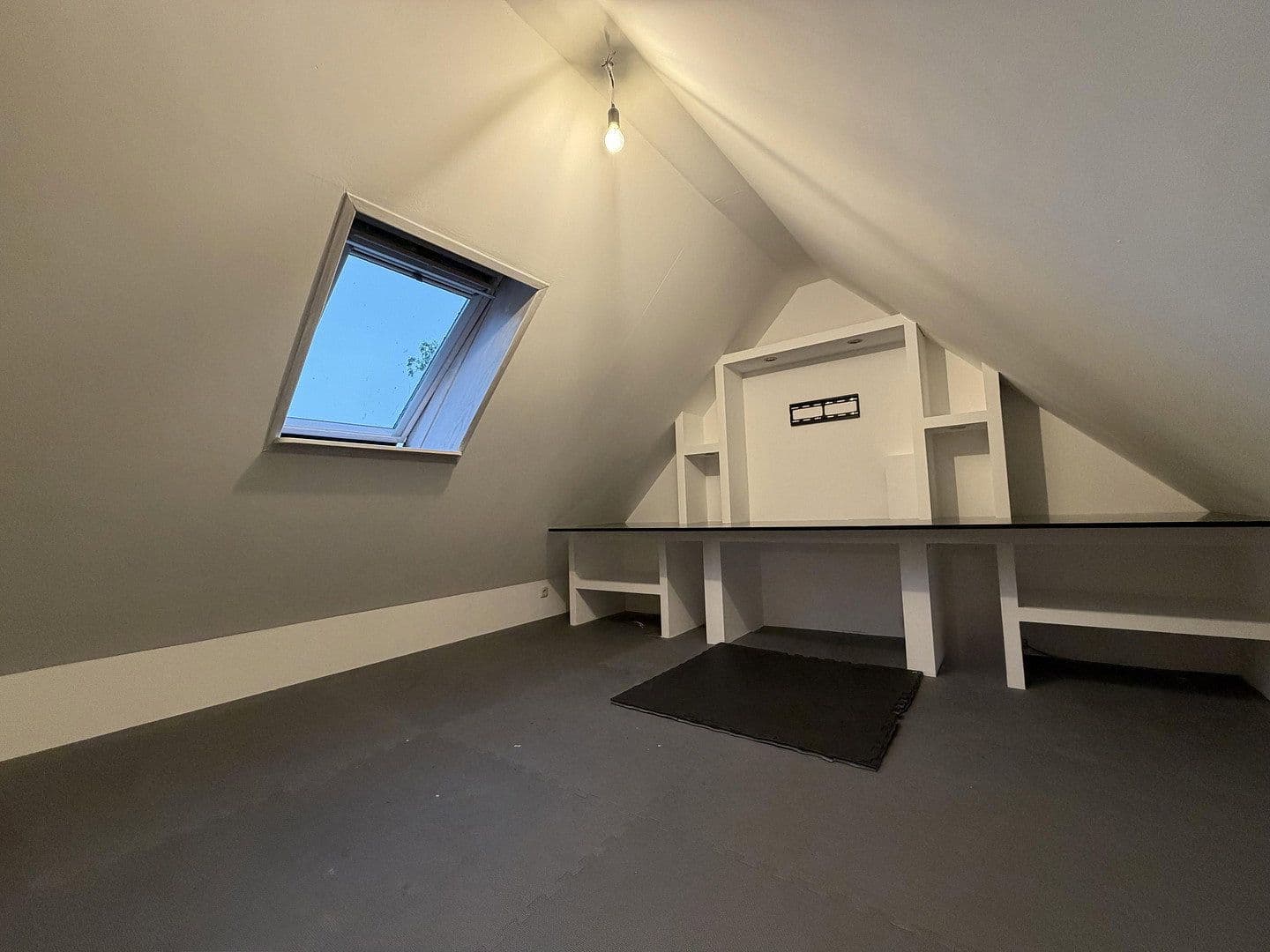 Prenájom domu 166 m², pozemok 700 m², Paul-Löbe-Weg, Elmshorn, Šlezvicko-Holštajnsko Prenájom domu 166 m², pozemok 700 m², Paul-Löbe-Weg, Elmshorn, Šlezvicko-Holštajnsko