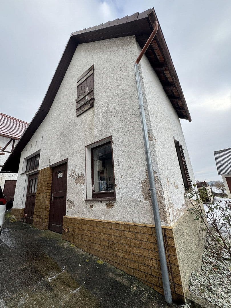 Predaj domu 320 m², pozemok 320 m², Nentershausen, Hesensko Predaj domu 320 m², pozemok 320 m², Nentershausen, Hesensko