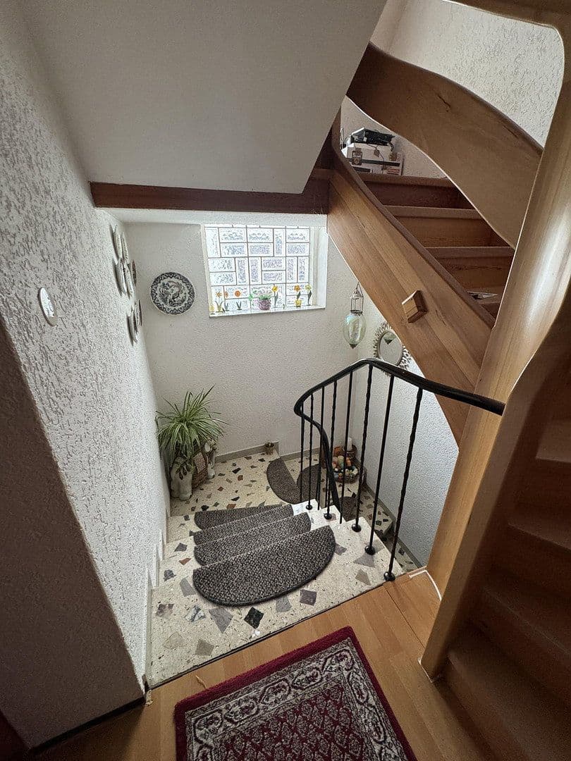 Predaj domu 320 m², pozemok 320 m², Nentershausen, Hesensko Predaj domu 320 m², pozemok 320 m², Nentershausen, Hesensko