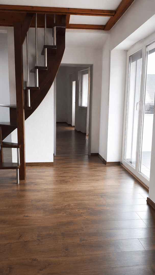 Predaj bytu 2-izbový 70 m², Reinhardsweg 31, Hagenburg, Dolné Sasko Predaj bytu 2-izbový 70 m², Reinhardsweg 31, Hagenburg, Dolné Sasko