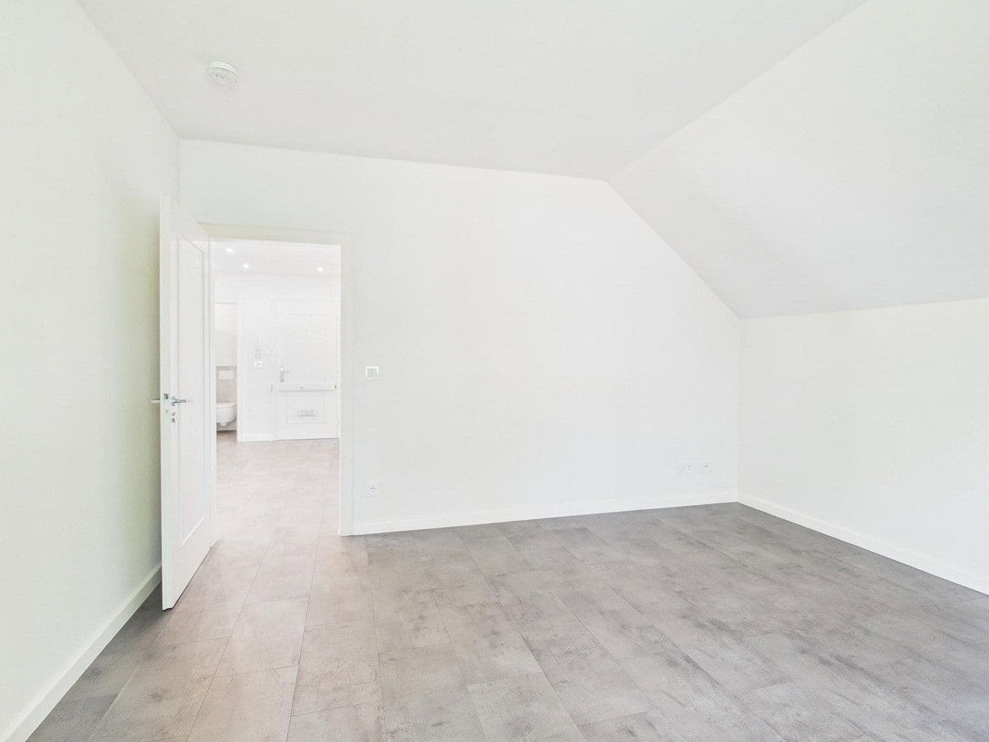 Predaj bytu 3-izbový 106 m², Hamburg, Hamburg Predaj bytu 3-izbový 106 m², Hamburg, Hamburg