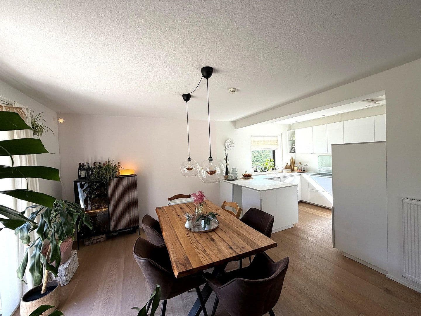 Predaj domu 116 m², pozemok 700 m², Habichtswald, Hesensko Predaj domu 116 m², pozemok 700 m², Habichtswald, Hesensko