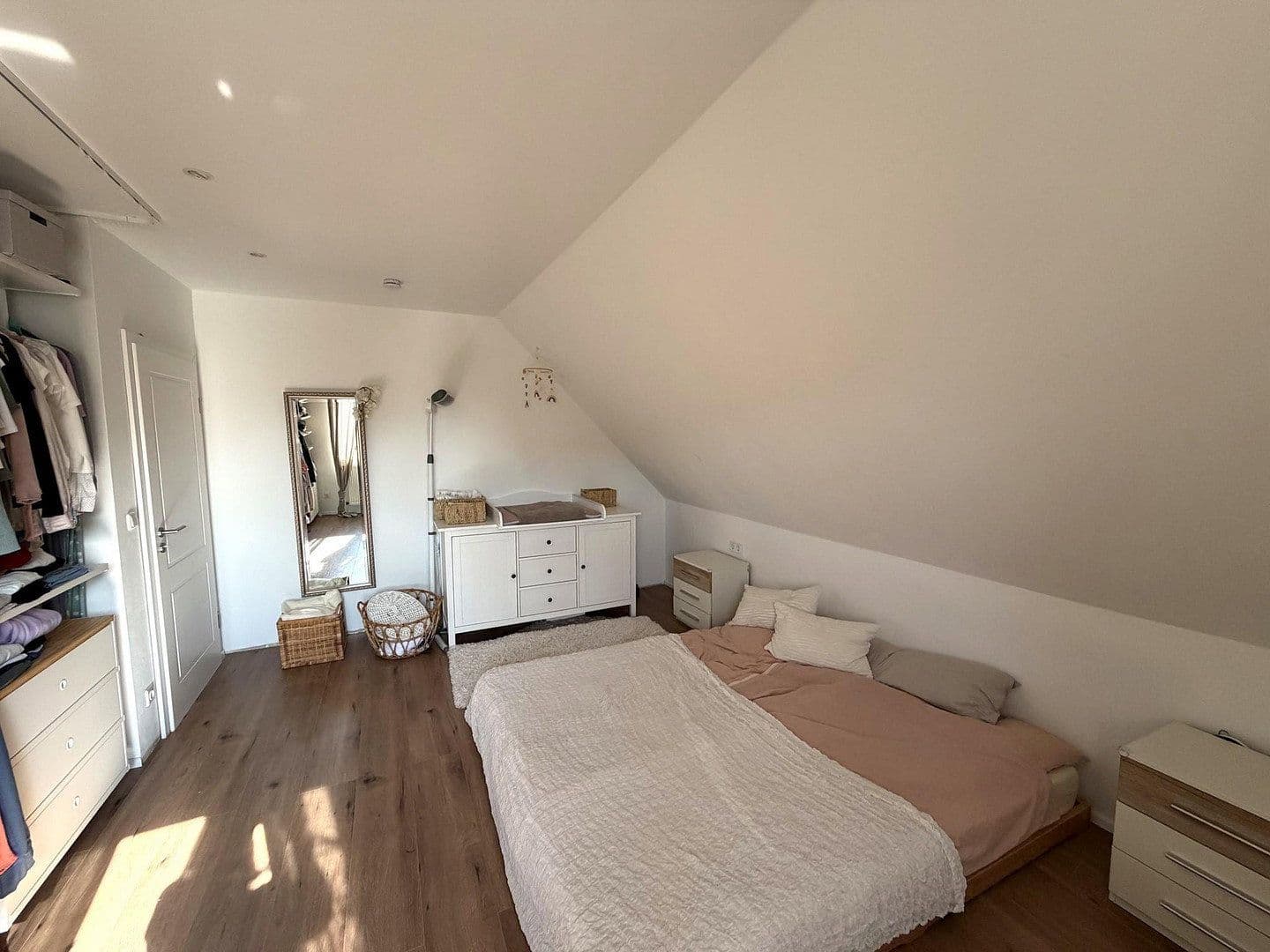 Predaj domu 116 m², pozemok 700 m², Habichtswald, Hesensko Predaj domu 116 m², pozemok 700 m², Habichtswald, Hesensko