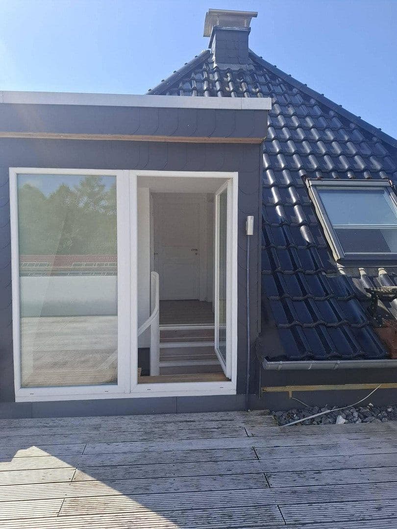 Prenájom bytu 5-izbový 140 m², Antilopenweg 12, Bielefeld, Severné Porýnie - Westfálsko Prenájom bytu 5-izbový 140 m², Antilopenweg 12, Bielefeld, Severné Porýnie - Westfálsko