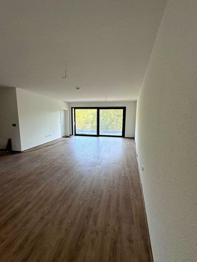 Prenájom bytu 3-izbový 107 m², Harthäuser Straße 18, Igersheim, Bádensko-Wurttembersko Prenájom bytu 3-izbový 107 m², Harthäuser Straße 18, Igersheim, Bádensko-Wurttembersko