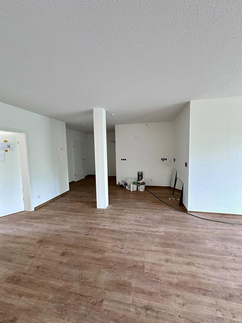 Prenájom bytu 3-izbový 107 m², Harthäuser Straße 18, Igersheim, Bádensko-Wurttembersko Prenájom bytu 3-izbový 107 m², Harthäuser Straße 18, Igersheim, Bádensko-Wurttembersko