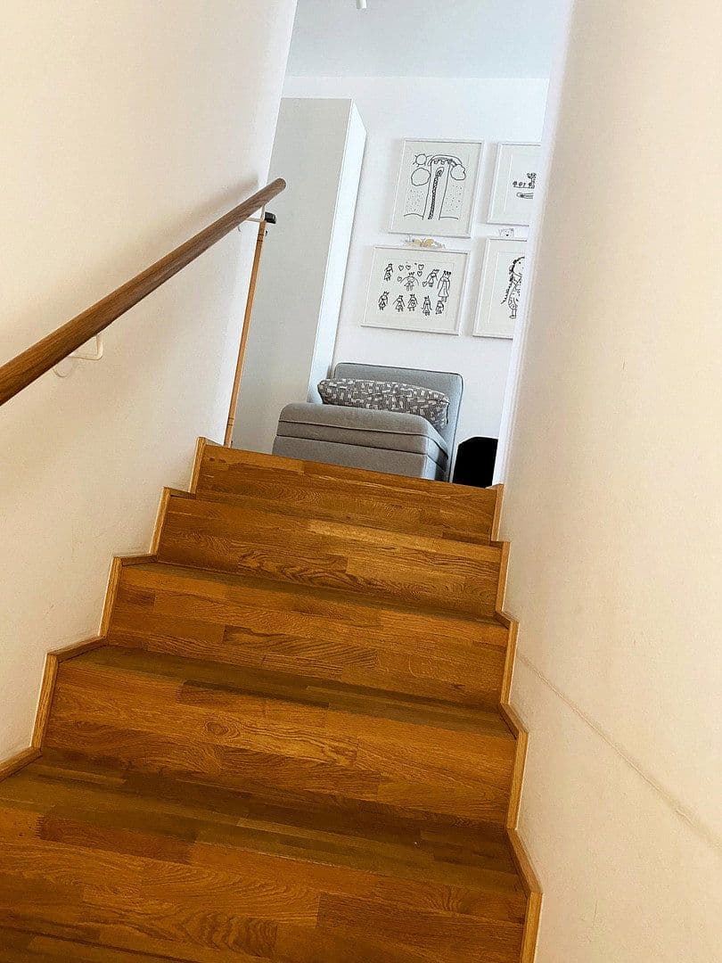 Prenájom bytu 5-izbový 161 m², Eichendorffstraße 2, Mannheim, Bádensko-Wurttembersko Prenájom bytu 5-izbový 161 m², Eichendorffstraße 2, Mannheim, Bádensko-Wurttembersko