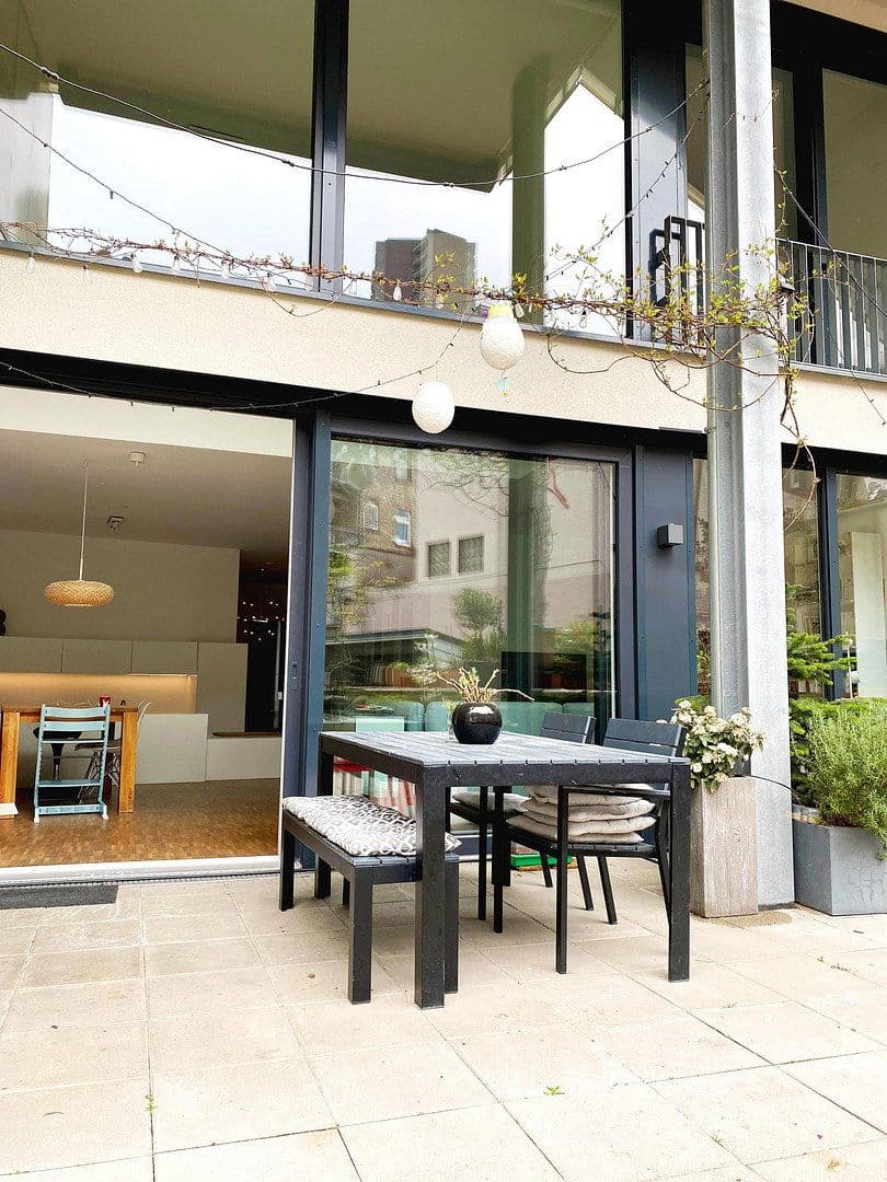 Prenájom bytu 5-izbový 161 m², Eichendorffstraße 2, Mannheim, Bádensko-Wurttembersko Prenájom bytu 5-izbový 161 m², Eichendorffstraße 2, Mannheim, Bádensko-Wurttembersko