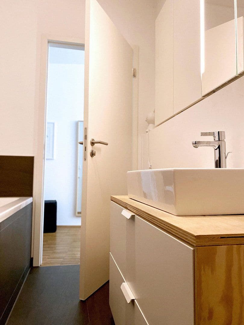 Prenájom bytu 5-izbový 161 m², Eichendorffstraße 2, Mannheim, Bádensko-Wurttembersko Prenájom bytu 5-izbový 161 m², Eichendorffstraße 2, Mannheim, Bádensko-Wurttembersko