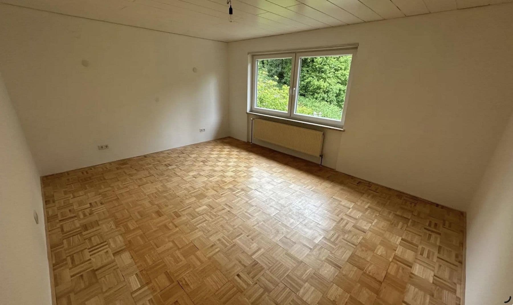 Predaj domu 163 m², pozemok 543 m², Schoppachstr.5, Rehlingen-Siersburg, Sársko Predaj domu 163 m², pozemok 543 m², Schoppachstr.5, Rehlingen-Siersburg, Sársko