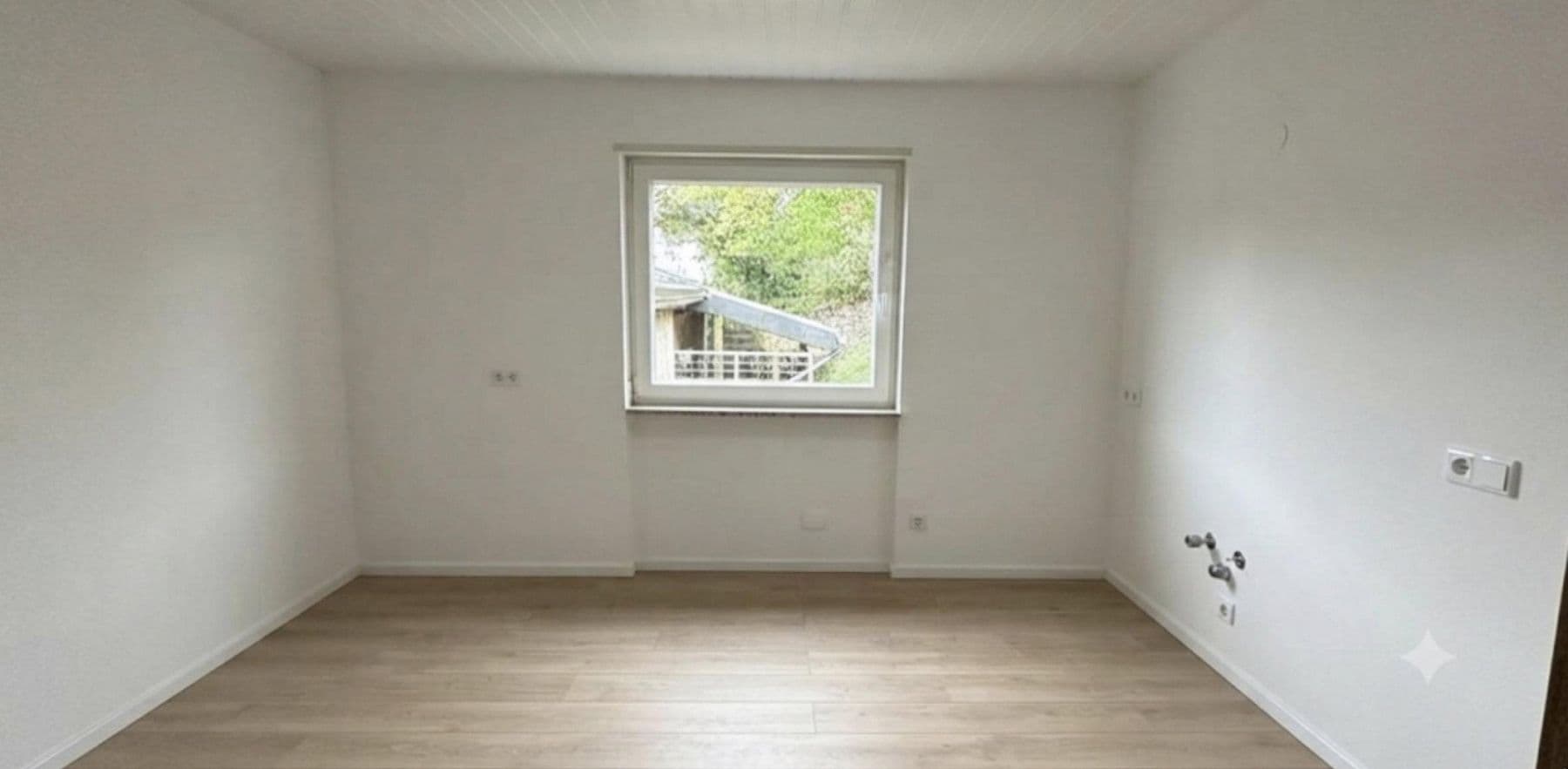 Predaj domu 163 m², pozemok 543 m², Schoppachstr.5, Rehlingen-Siersburg, Sársko Predaj domu 163 m², pozemok 543 m², Schoppachstr.5, Rehlingen-Siersburg, Sársko