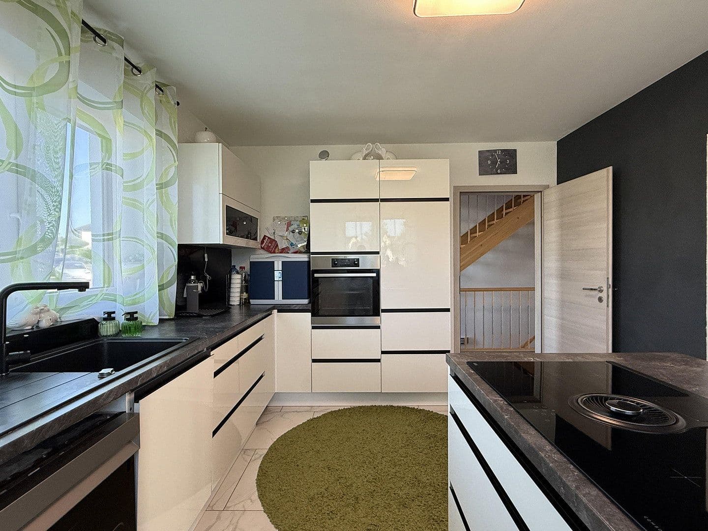 Predaj domu 160 m², pozemok 769 m², Rot am See, Bádensko-Wurttembersko Predaj domu 160 m², pozemok 769 m², Rot am See, Bádensko-Wurttembersko